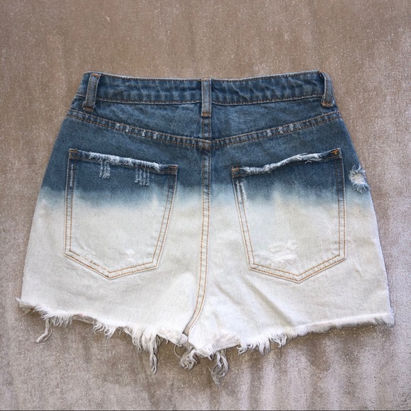 Vyvacious Dip Dye Jean Shorts - Picture 6 of 6